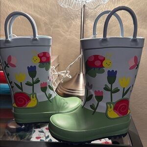 Cat & Jack Green Kids' Rain Boots with Snail and Flower Design